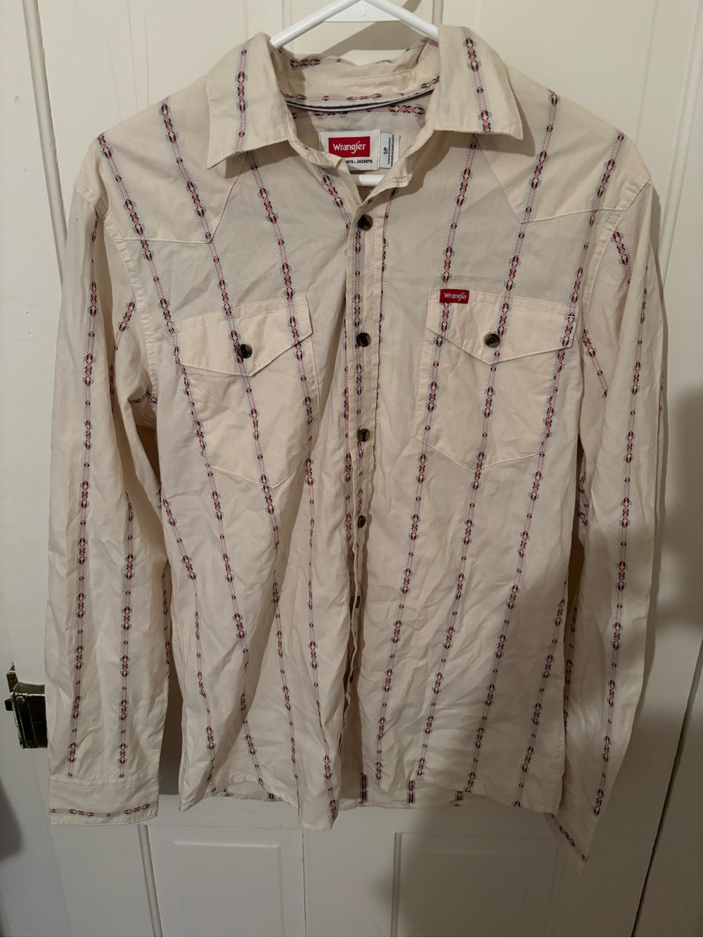 Wrangler Cream Long-Sleeve Button-Down Shirt with Red Stripe Pattern